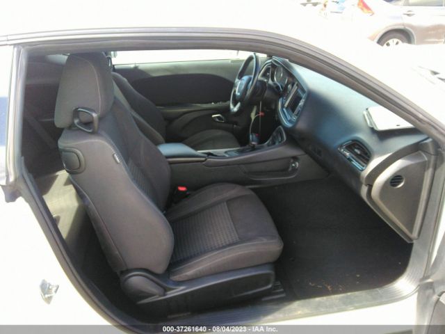 2C3CDZAG8KH687460 Dodge Challenger Sxt