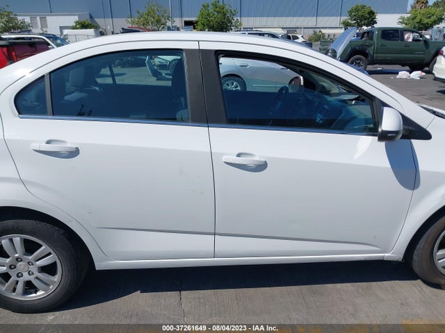 Chevrolet SONIC LT 2014 1G1JC5SH9E4199246 Image 5