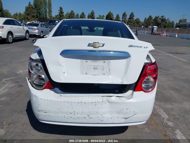 Chevrolet SONIC LT 2014 1G1JC5SH9E4199246 Image 8