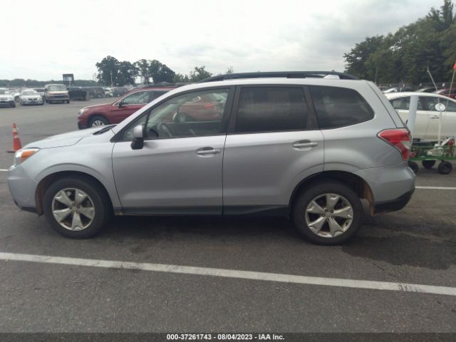 JF2SJADC9GH408719 Subaru Forester 2.5i Premium