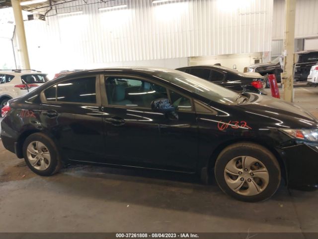 19XFB2F54EE020821 Honda Civic Sedan Lx