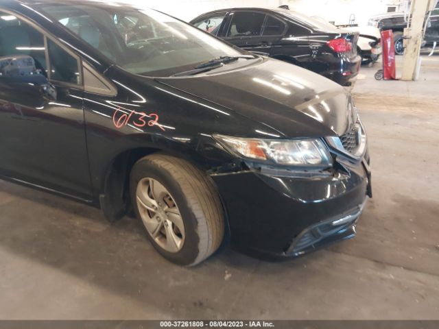 19XFB2F54EE020821 Honda Civic Sedan Lx