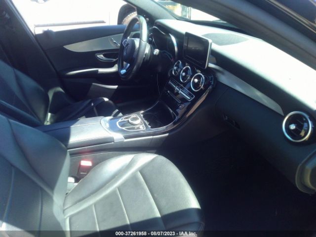 55SWF4JB8JU235554 Mercedes-Benz C-class C 300
