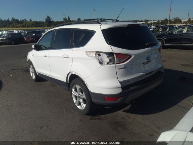 1FMCU9G92FUC64540 Ford ESCAPE SE
