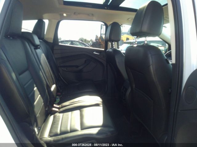 1FMCU9G92FUC64540 Ford ESCAPE SE