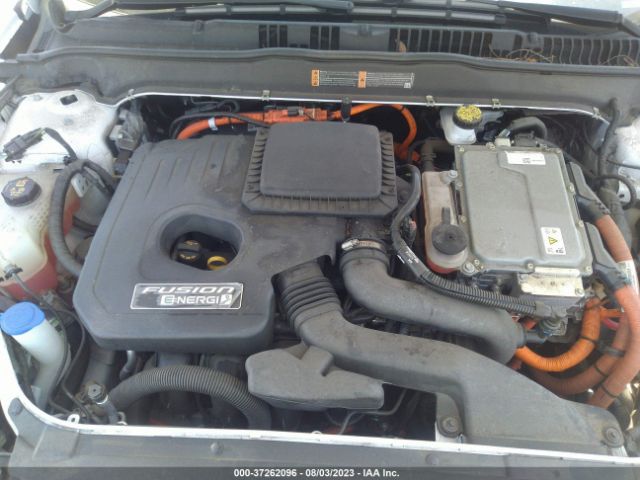 3FA6P0SU3KR174188 Ford Fusion Energi Titanium