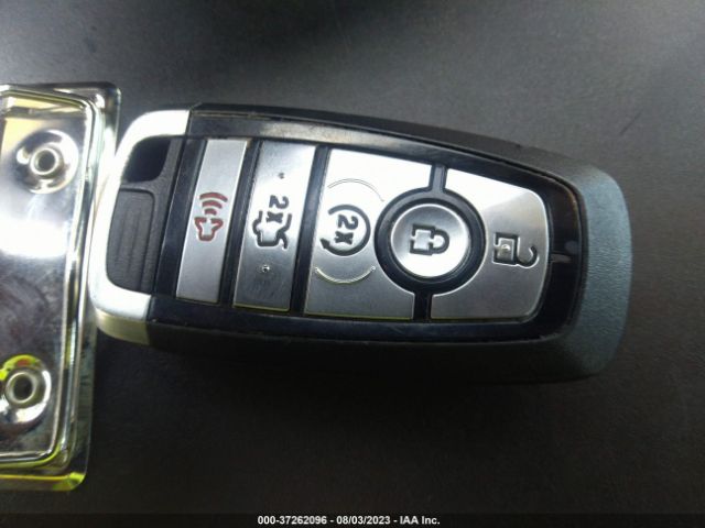 3FA6P0SU3KR174188 Ford Fusion Energi Titanium