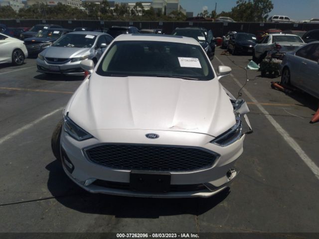 3FA6P0SU3KR174188 Ford Fusion Energi Titanium