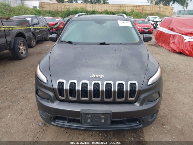 1C4PJMCS2FW530136 Jeep Cherokee Latitude