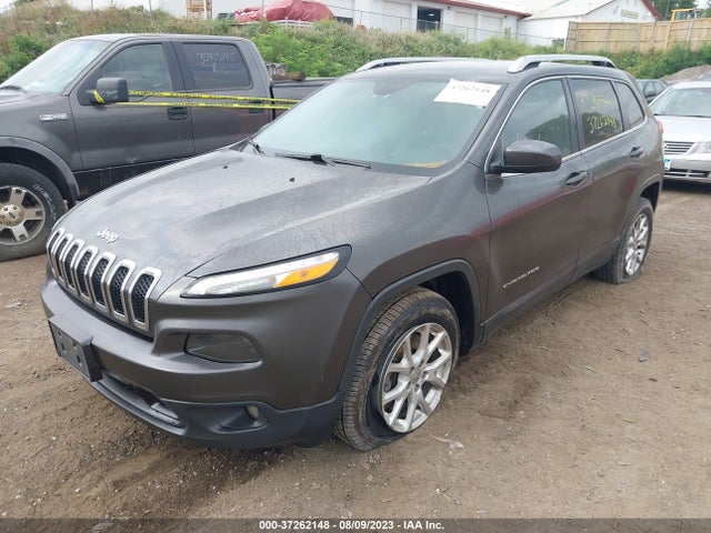 1C4PJMCS2FW530136 Jeep Cherokee Latitude