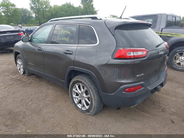 1C4PJMCS2FW530136 Jeep Cherokee Latitude