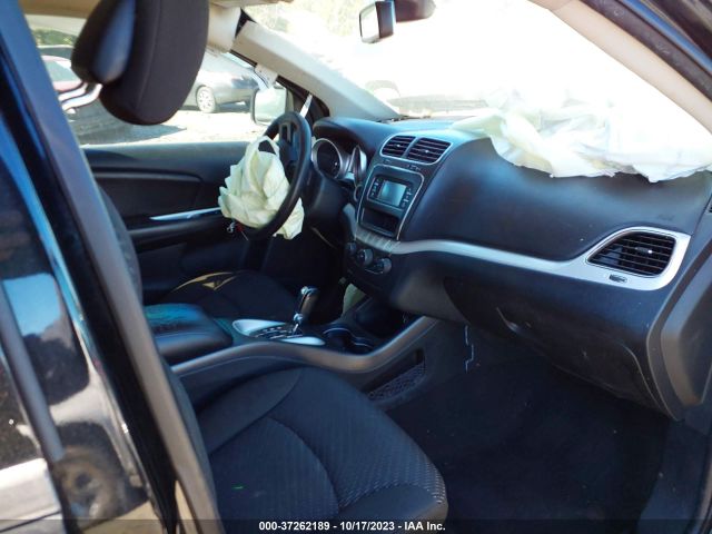 3C4PDCBBXKT794238 Dodge JOURNEY SE