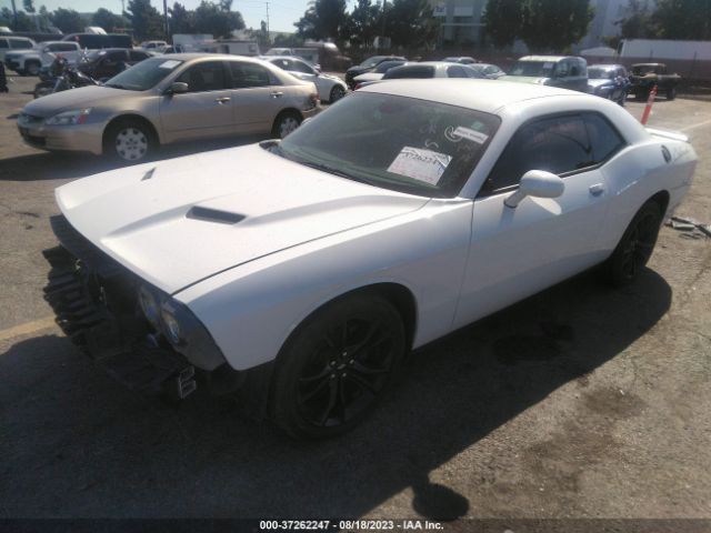2C3CDZAG5JH280615 Dodge Challenger Sxt Plus