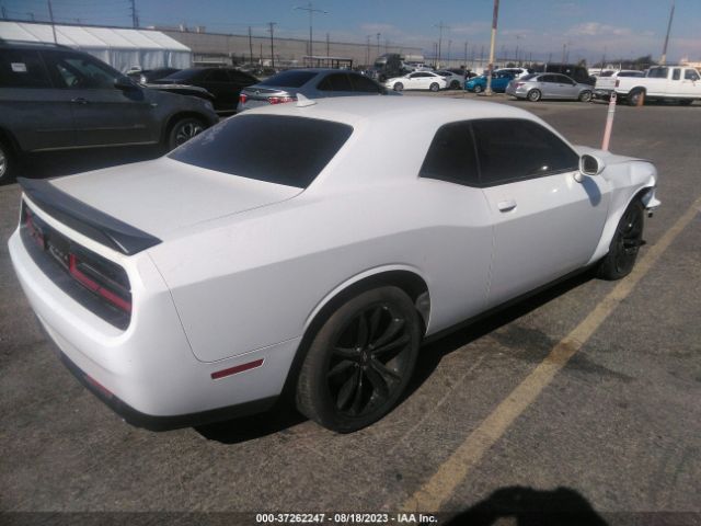 2C3CDZAG5JH280615 Dodge Challenger Sxt Plus