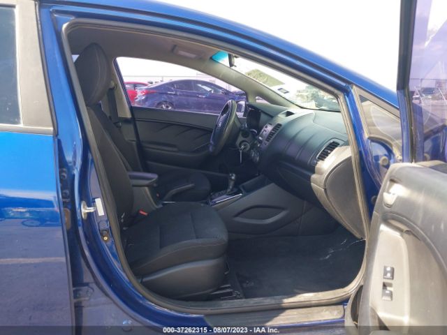 3KPFK4A77JE210434 KIA FORTE LX