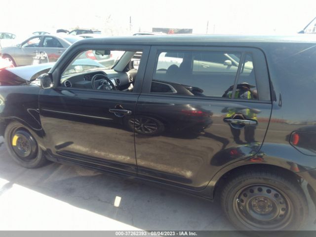 JTLZE4FE2EJ054098 Scion XB