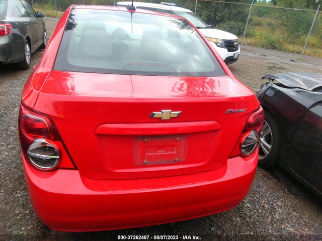 Chevrolet SONIC LS 2015 1G1JA5SG3F4130065 Image 8