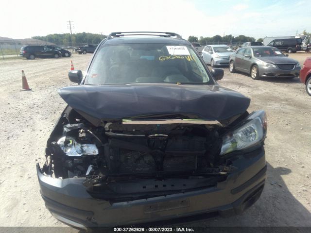 JF2SJAEC5HG492513 Subaru Forester Premium