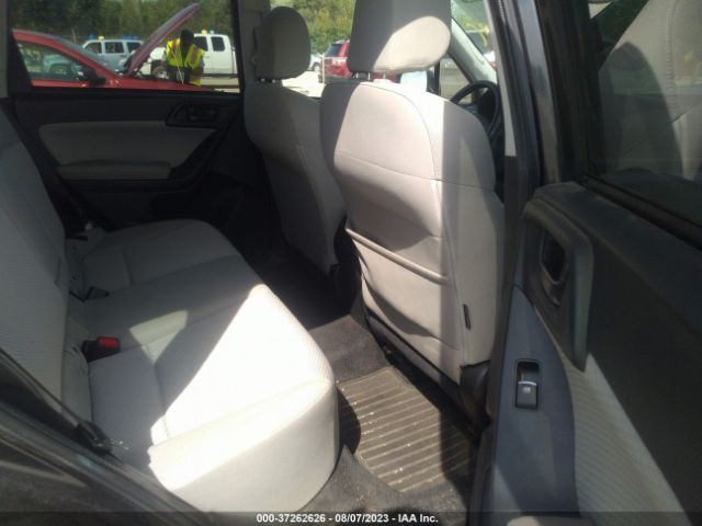 JF2SJAEC5HG492513 Subaru Forester Premium