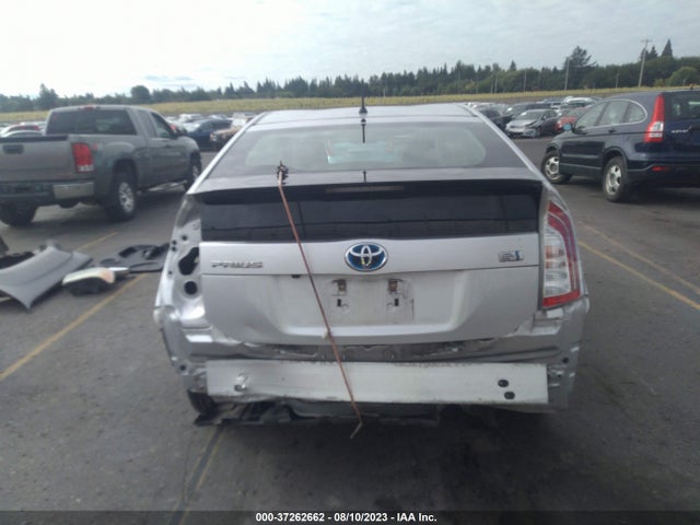 Toyota Prius Four 2015 JTDKN3DU5F1998044 Image 16