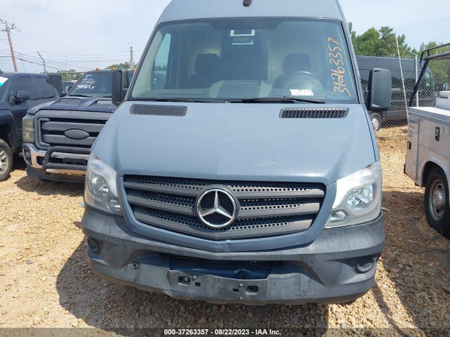 2018 MERCEDES-BENZ SPRINTER CARGO VAN VIN: WD3PE7CD5JP631563