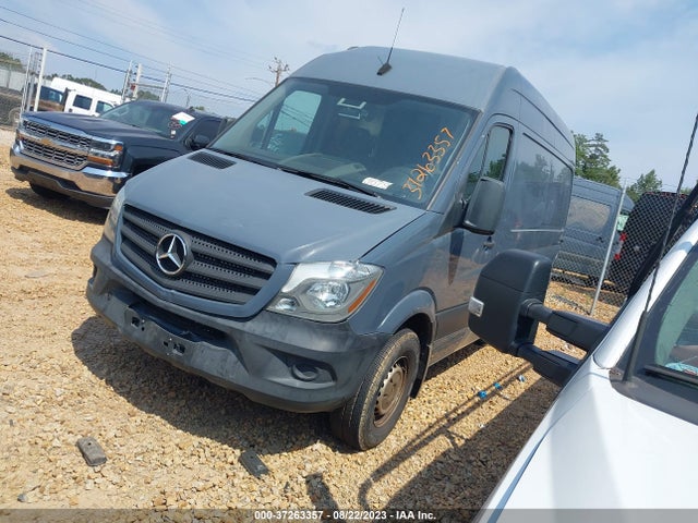 2018 MERCEDES-BENZ SPRINTER CARGO VAN VIN: WD3PE7CD5JP631563