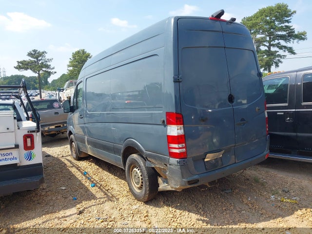 2018 MERCEDES-BENZ SPRINTER CARGO VAN VIN: WD3PE7CD5JP631563