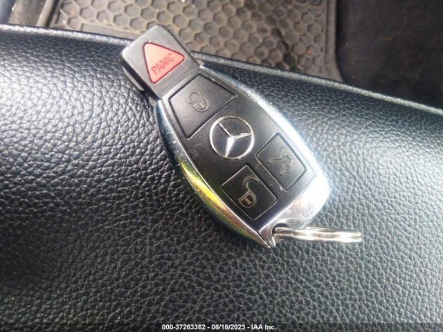 Продажа на аукционе авто 2012 Mercedes-benz Gl 450, vin: 4JGBF7BE5CA775705, номер лота: 37263362