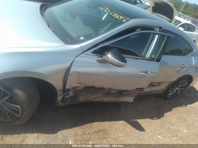 58ADZ1B18NU122628 Lexus Es Es 350