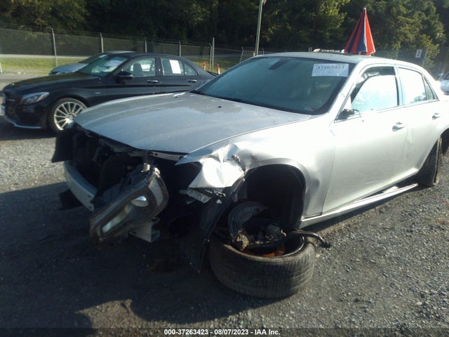 2C3CCABG1NH136424 Chrysler 300 300s
