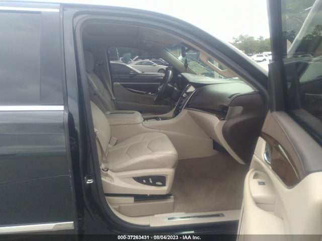 1GYS3CKJ0GR332317 Cadillac Escalade Premium Collection
