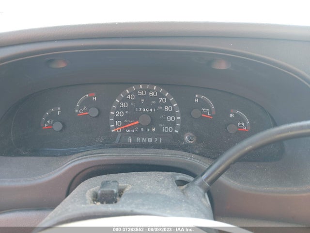 2003 FORD ECONOLINE WAGON XL/XLT/CHATEAU VIN: 1FMRE11W63HB08139