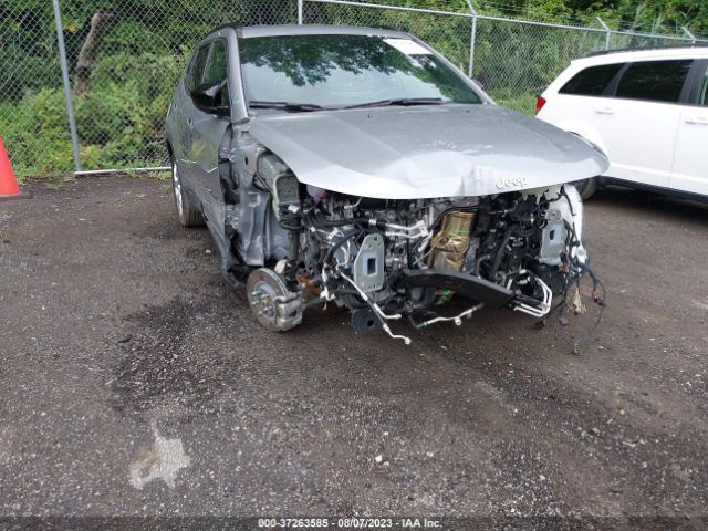 3C4NJDFNXPT512438 Jeep Compass Latitude Lux Fwd