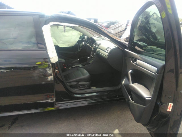2019 VOLKSWAGEN PASSAT 2.0T WOLFSBURG EDITION VIN: 1VWLA7A3XKC013932