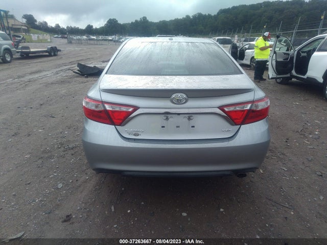 2015 TOYOTA CAMRY XLE/SE/LE/XSE VIN: 4T1BF1FK6FU887705