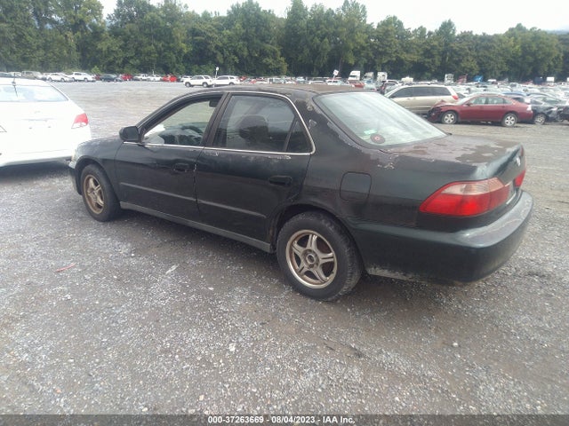 1998 HONDA ACCORD SDN LX VIN: 1HGCG5549WA085460