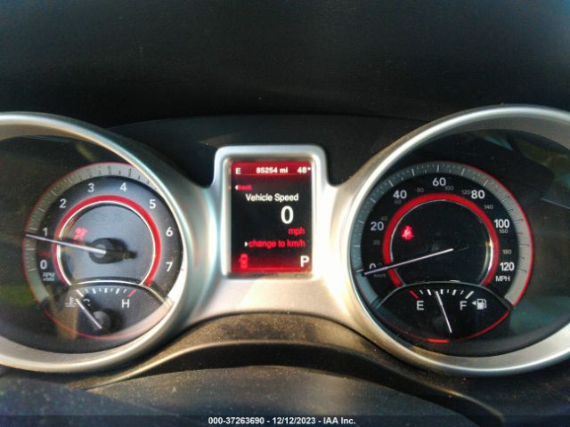 3C4PDCEG5JT426250 Dodge JOURNEY GT
