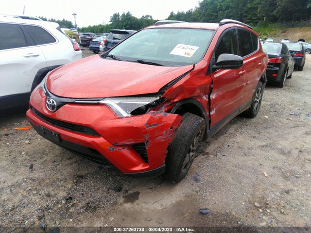 Toyota RAV4 LE 2016 JTMBFREV8GJ075467 Image 2
