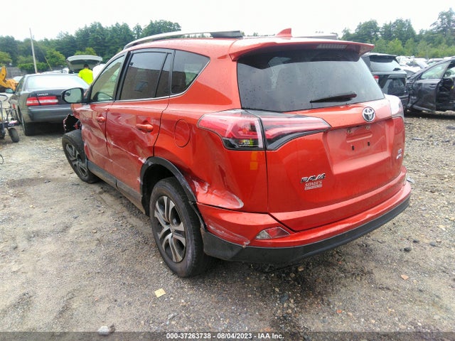 Toyota RAV4 LE 2016 JTMBFREV8GJ075467 Image 3