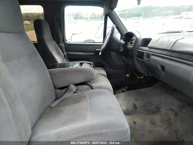 1997 FORD F-350 CREW CAB VIN: 1FTJW36FXVEA23702