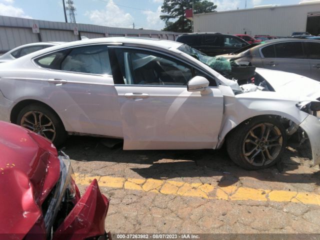 3FA6P0CD4KR150948 Ford FUSION SEL