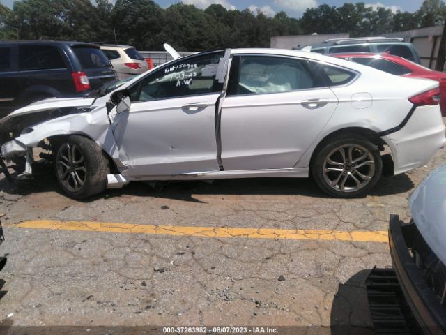 3FA6P0CD4KR150948 Ford FUSION SEL