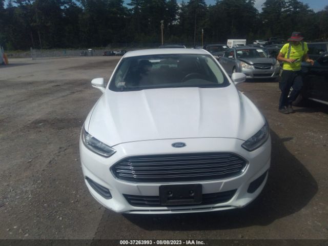 3FA6P0H76FR121847 Ford FUSION SE