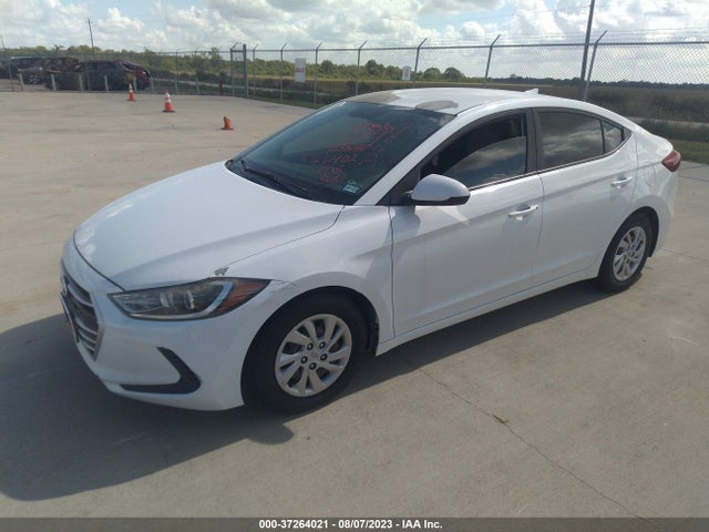 Hyundai ELANTRA SE 2017 5NPD74LF0HH166487 Image 2