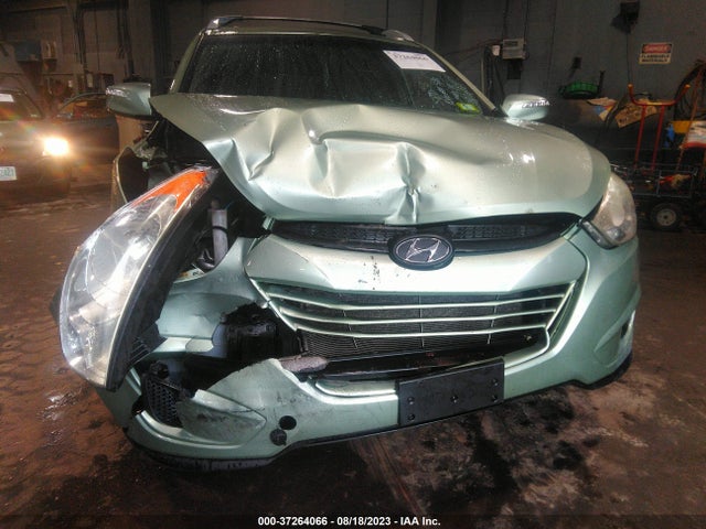 2012 HYUNDAI TUCSON GLS PZEV VIN: KM8JUCAC2CU419155