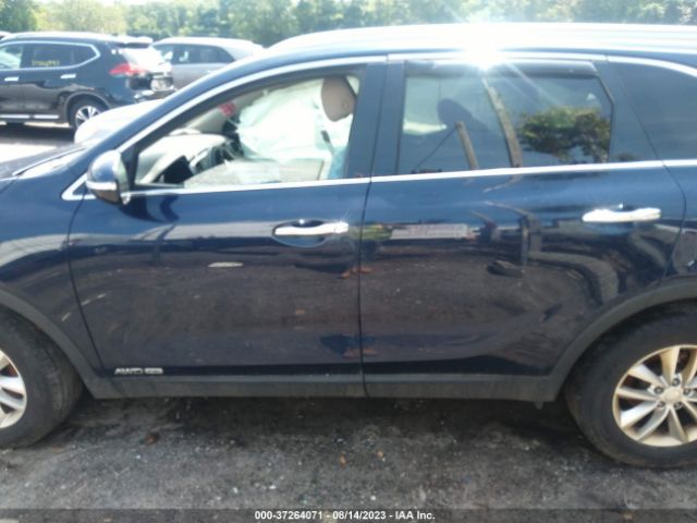 5XYPGDA57JG343671 KIA Sorento Lx V6