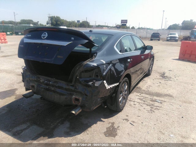 Nissan Altima 2.5 S 2015 1N4AL3AP0FC477047 Image 4