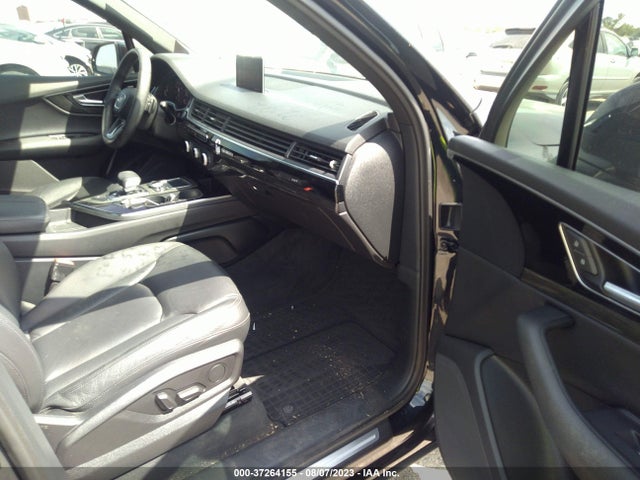 WA1LAAF79HD021237 Audi Q7 Premium Plus