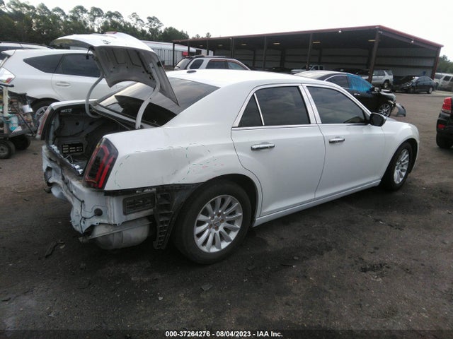 Chrysler 300 2014 2C3CCAAG6EH243888 Image 4
