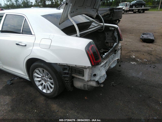 Chrysler 300 2014 2C3CCAAG6EH243888 Image 6